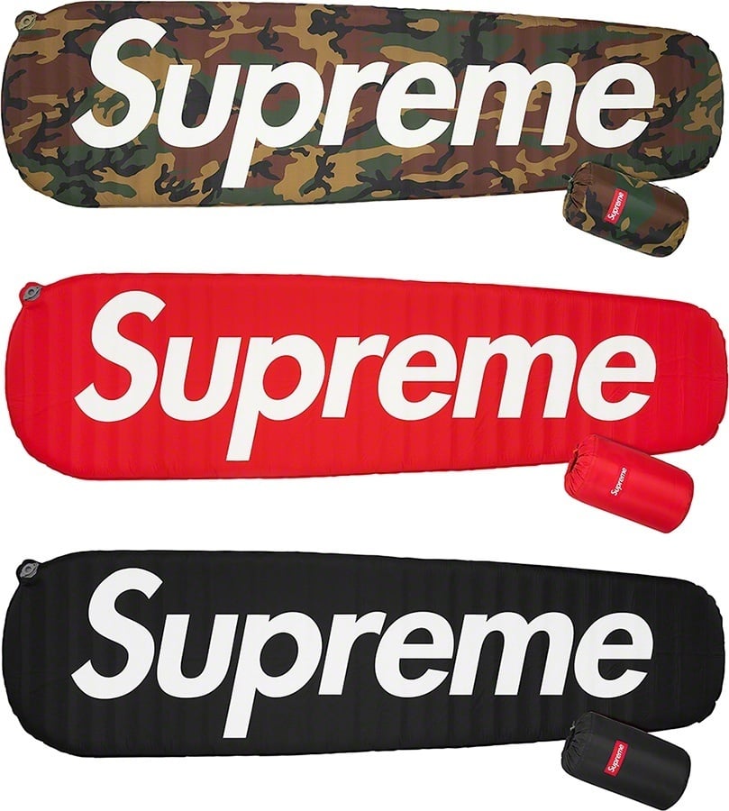 Supreme®/Sea to Summit Self Inflating Sleeping Mat
